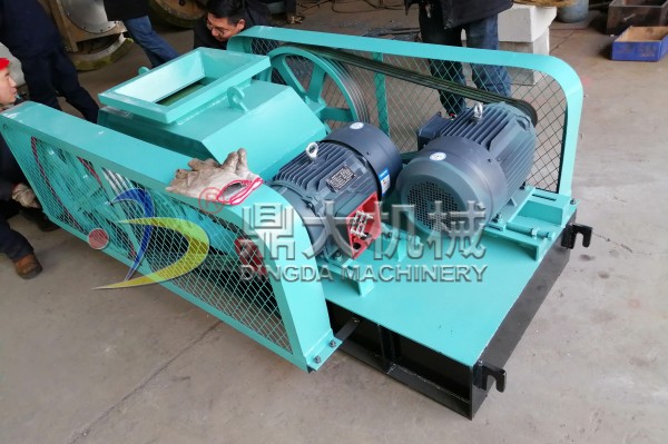 生石灰破碎機試機現(xiàn)場